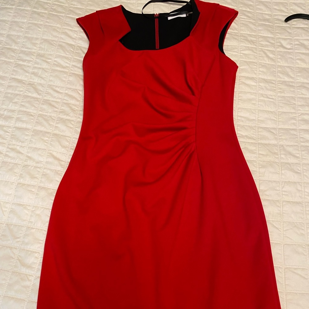 Beautiful size 8 Calvin Klein dress